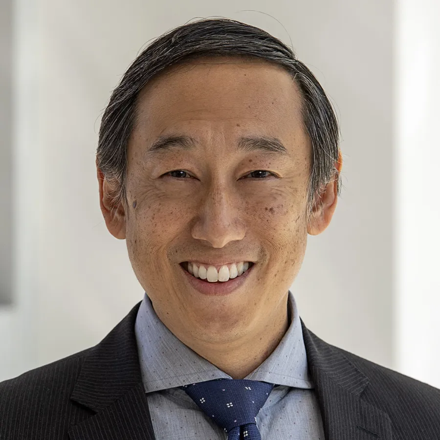 Gilbert Liu, headshot