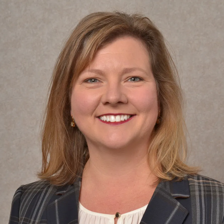 Tina Bickert headshot