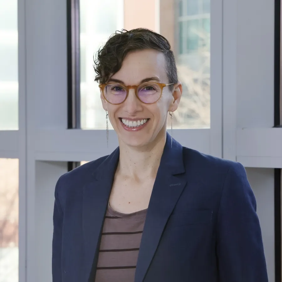 Jennifer Fredette headshot