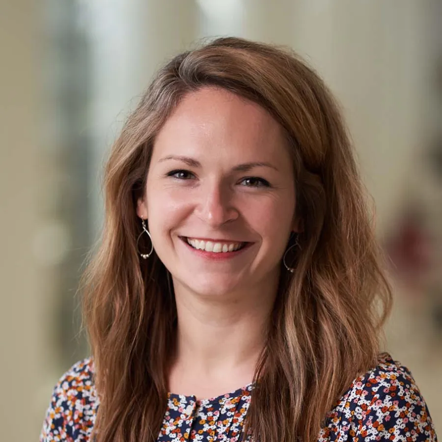 Jayne Kubiak headshot