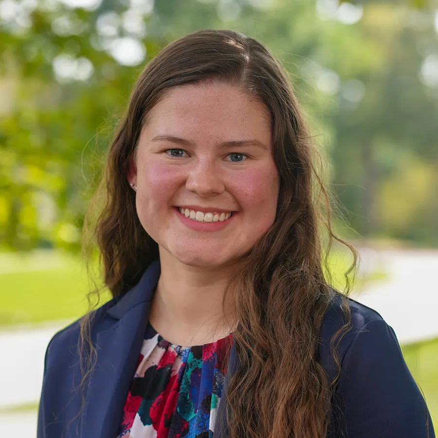 Shelby Level headshot