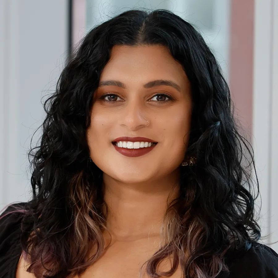 Tina Mooney headshot