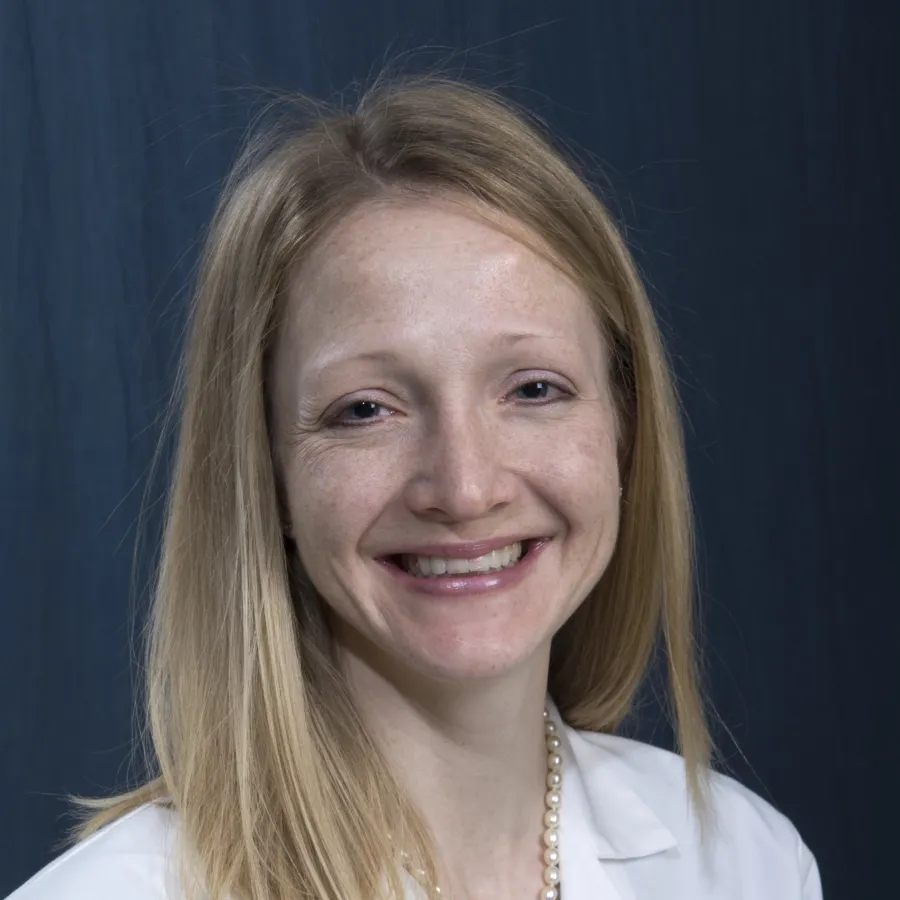 Headshot of Kelly Gibson