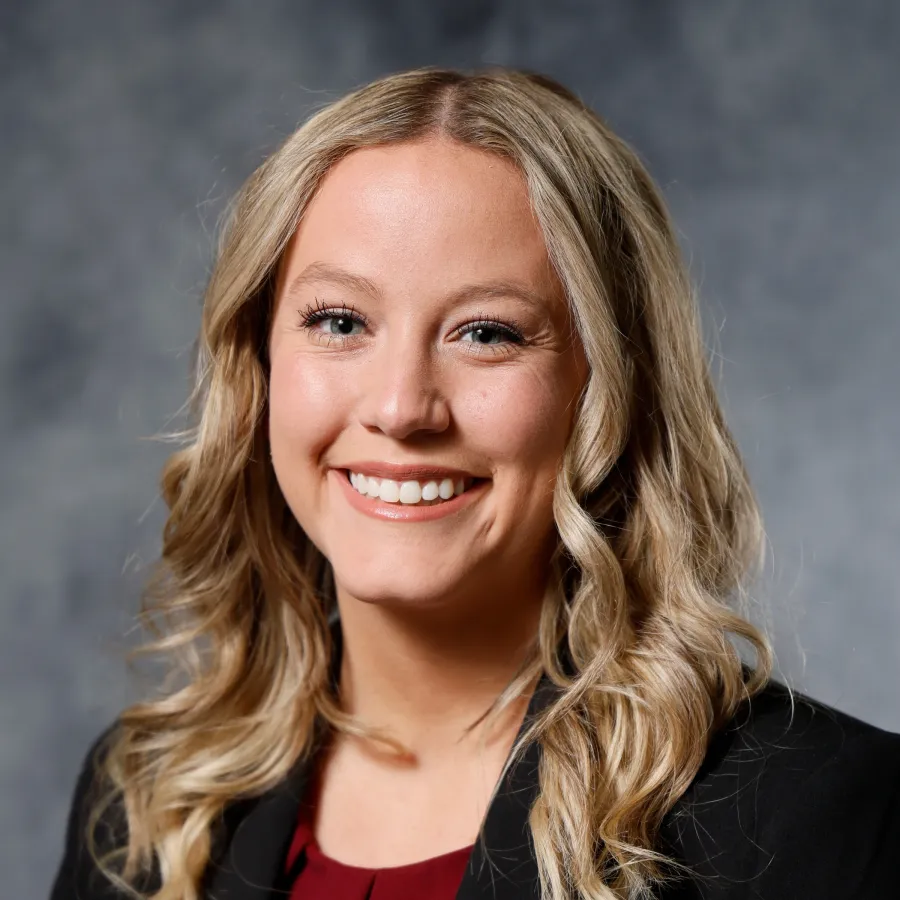 Headshot of Riley Summers