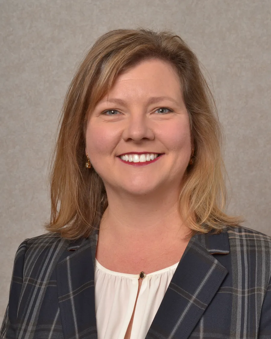 Tina Bickert headshot