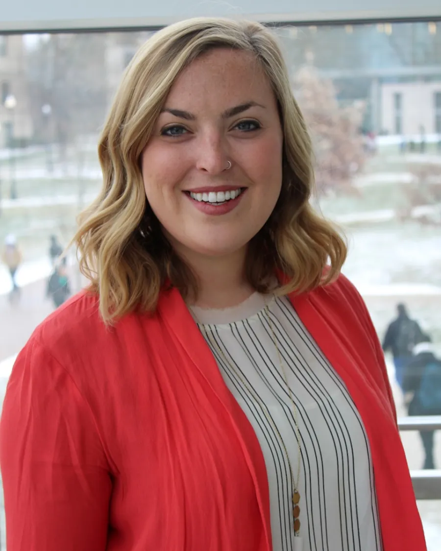 Gabrielle Glenn headshot