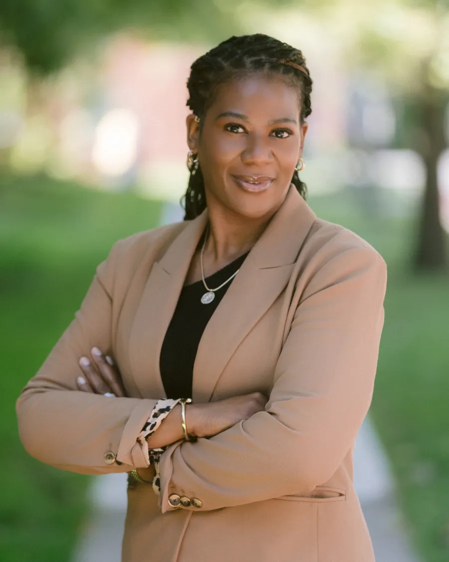 Headshot of Dionna Herbert, SHRM-CP